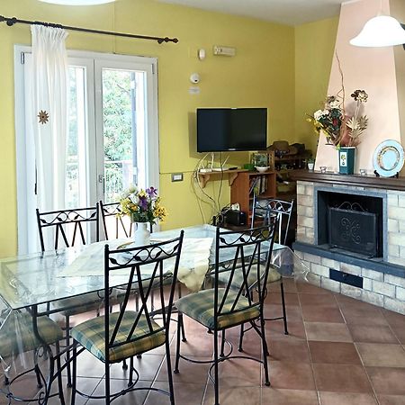 Villa Melany Casa Vacanza Piedimonte Etneo Eksteriør billede