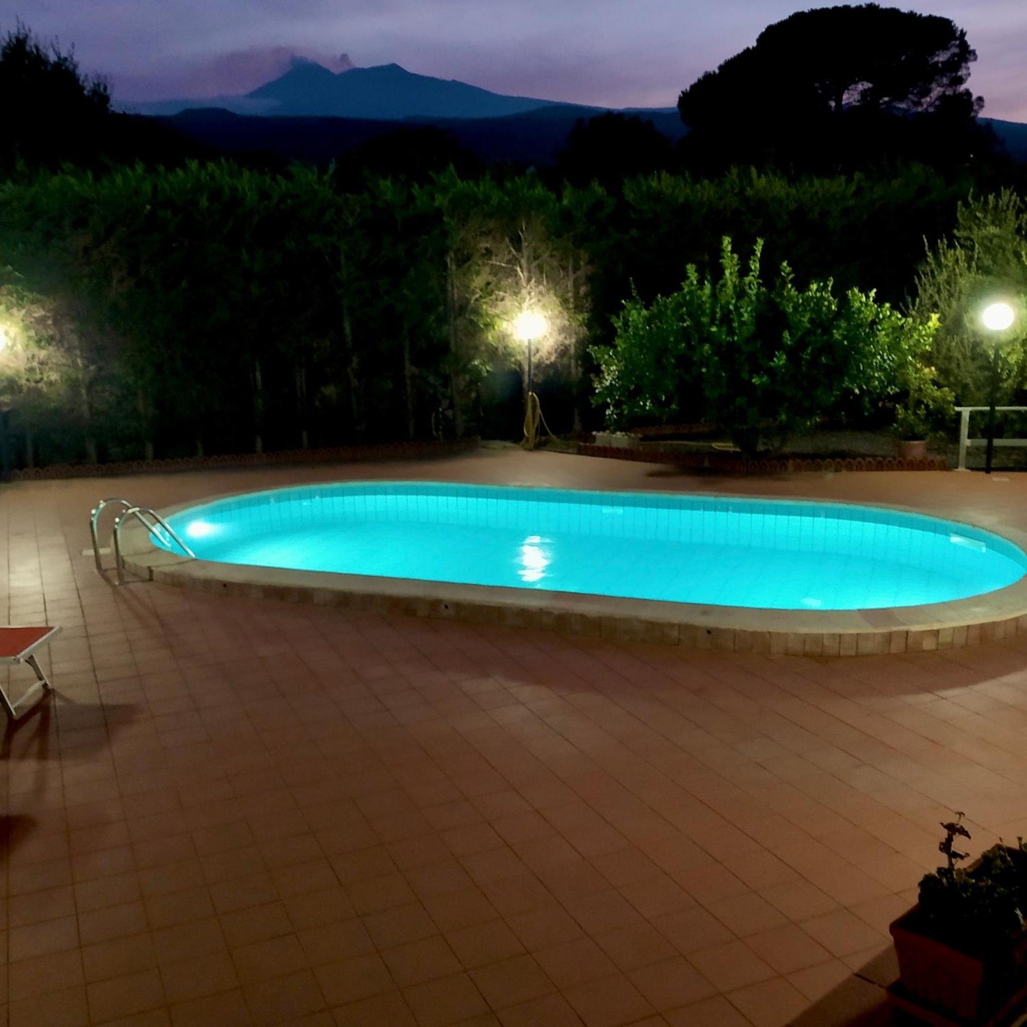 Villa Melany Casa Vacanza Piedimonte Etneo Eksteriør billede
