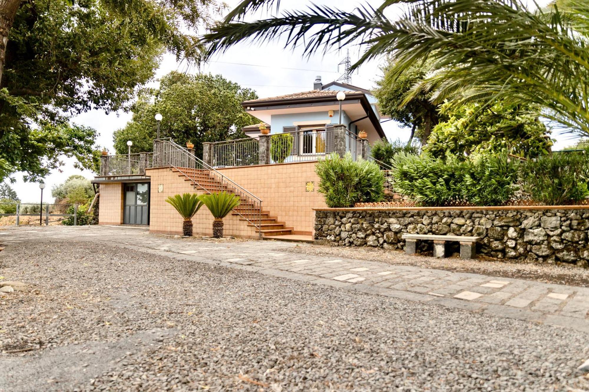 Villa Melany Casa Vacanza Piedimonte Etneo Eksteriør billede